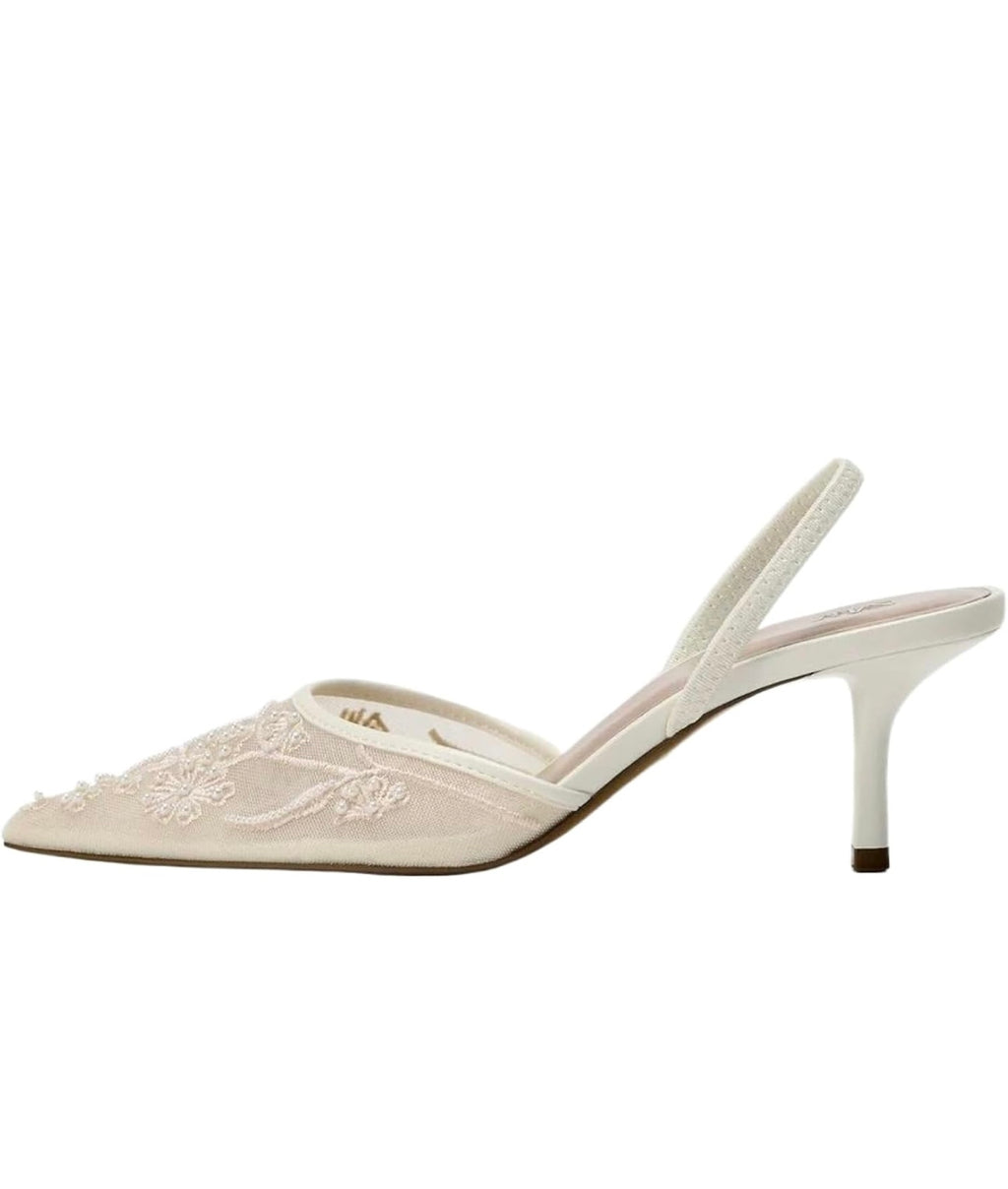 Amaira Slingback